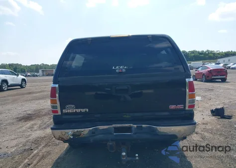 2005 GMC Sierra 1500 Slt z USA, uszkodzony, nr VIN 2GTEK13T751359501